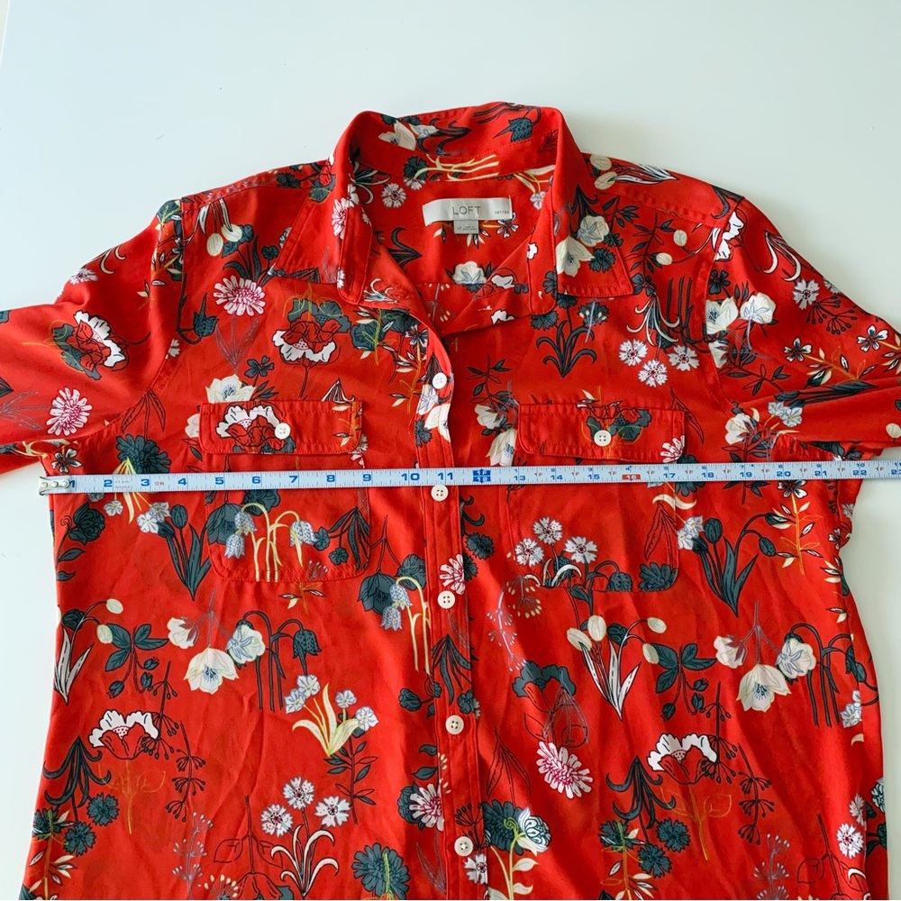LOFT button down chiffon blouse red floral size large petite - Picture 8 of 8